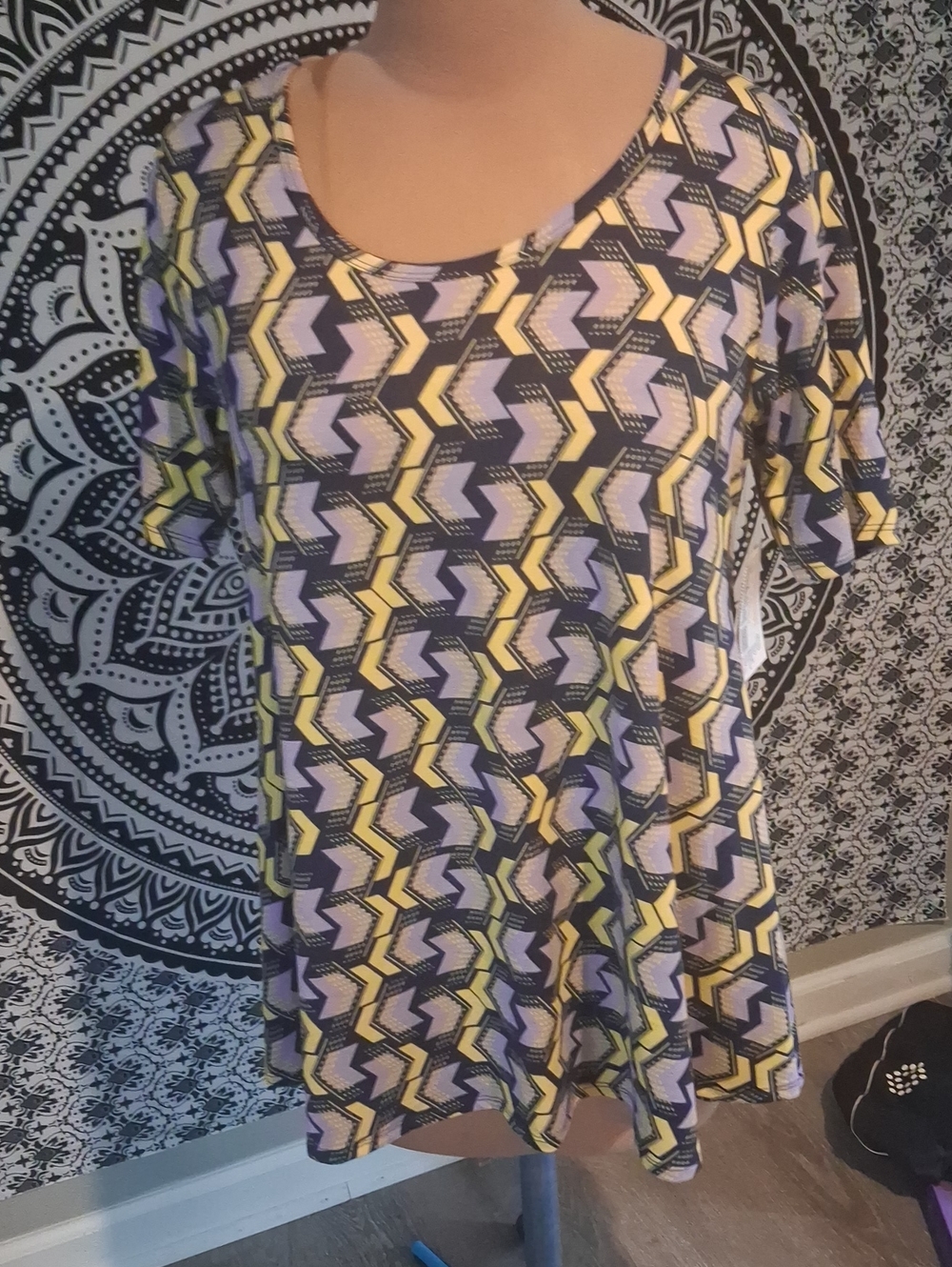 LuLaRoe Scoop Neck Tunic in Yellow, Purple, Black